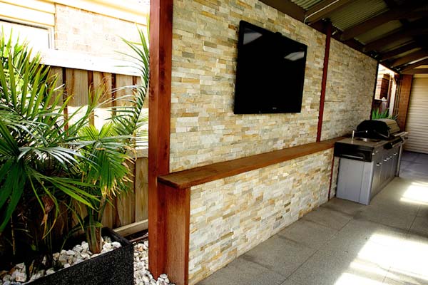 Outdoor Feature Wall